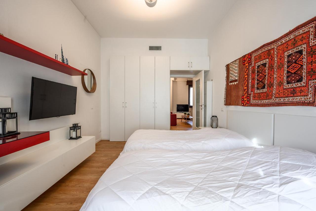 The Lantern Flat - Darsena Area Apartman Milánó Kültér fotó
